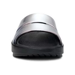 OOfos Women's OOahh Luxe Slide- Calypso 8 OOfos Women's OOahh Luxe Slide- Calypso -Women Shoes Shop 1101CALYPSO shot3 1 932x680 ce16440b 5d1d 4a1c 9d15 309069d1330d